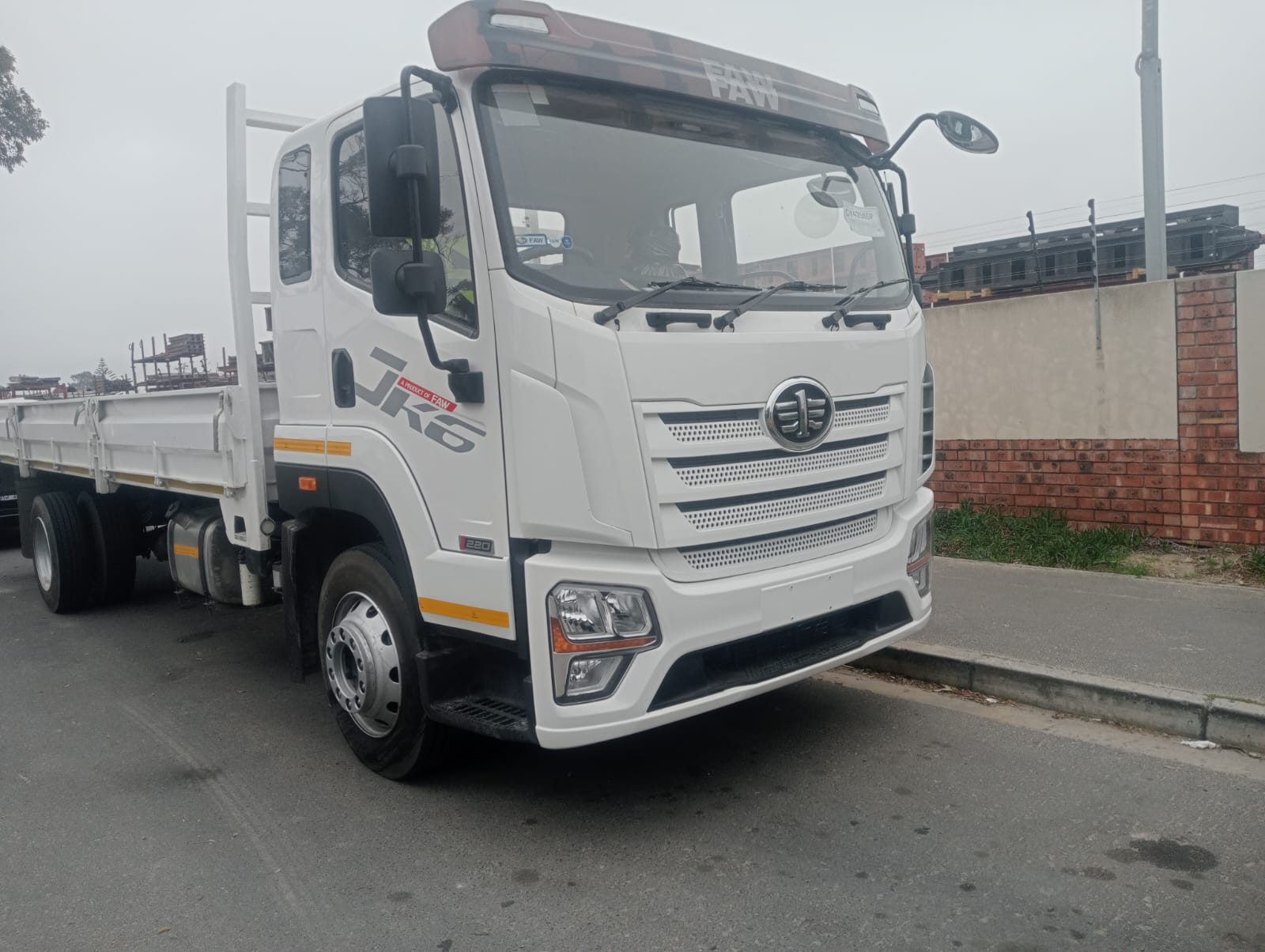 ISIGQIBO IQELA open truck